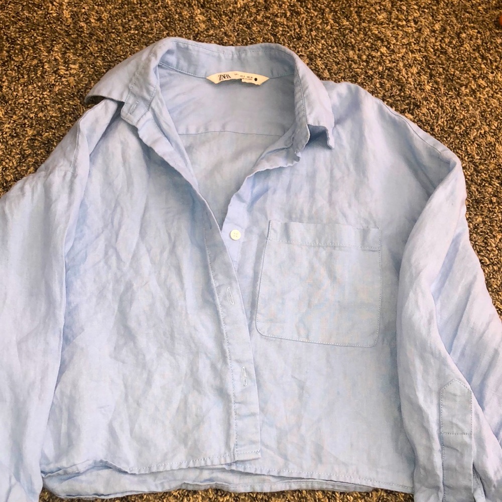 Women’s Zara cropped button up